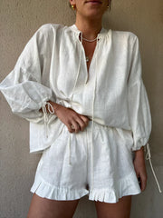 Zoé | Pantalon court à poches boutonnées et top à manches longues avec revers